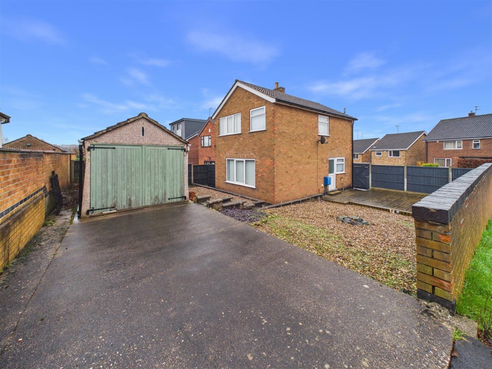 First Avenue, Carlton, Nottingham