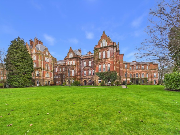 Hine Hall, Mapperley