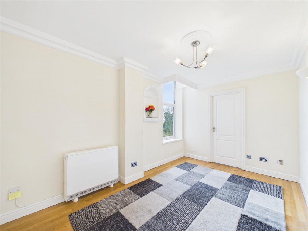 Hine Hall, Mapperley