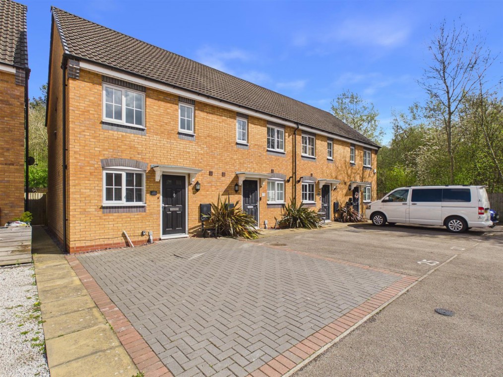 Ploughmans Grove, Huthwaite, Sutton-In-Ashfield