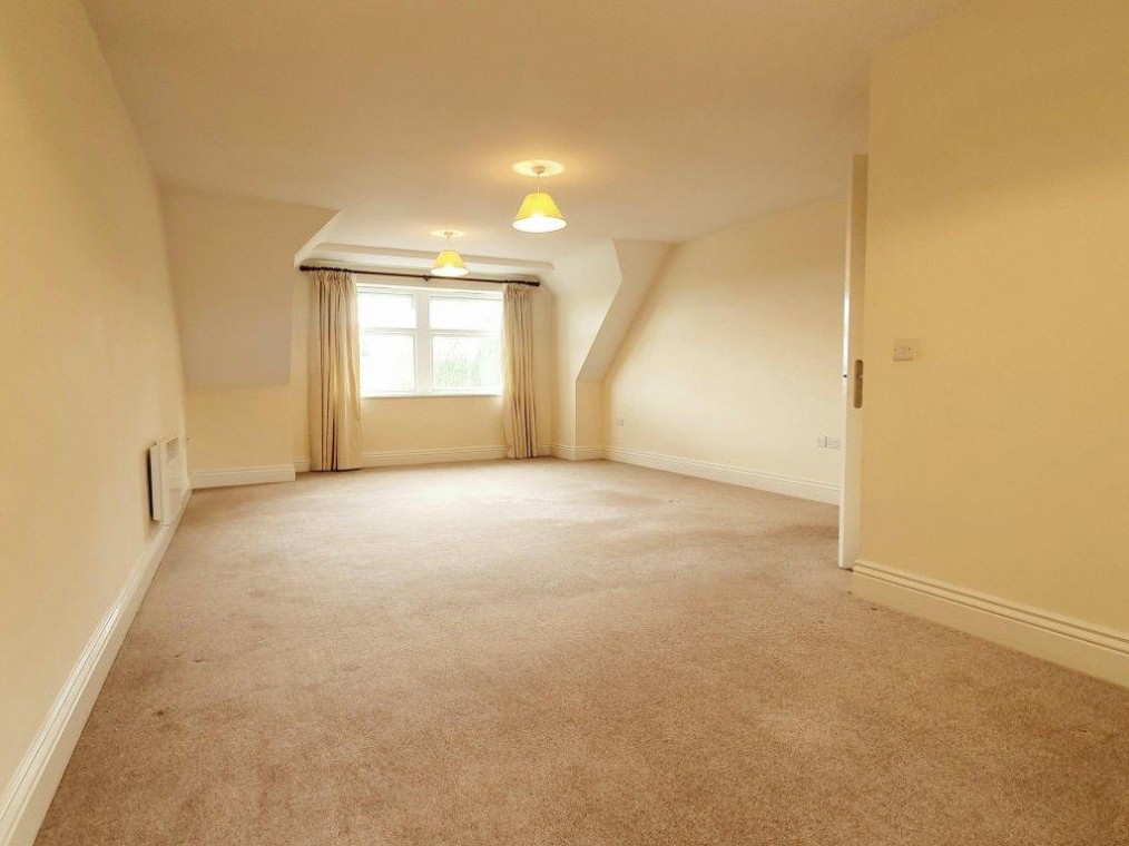 Shaftesbury Avenue, Burton Joyce, Nottingham