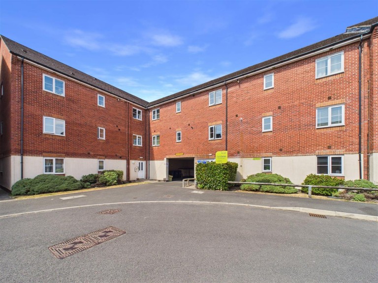 Shaw Gardens, Gedling, Nottingham