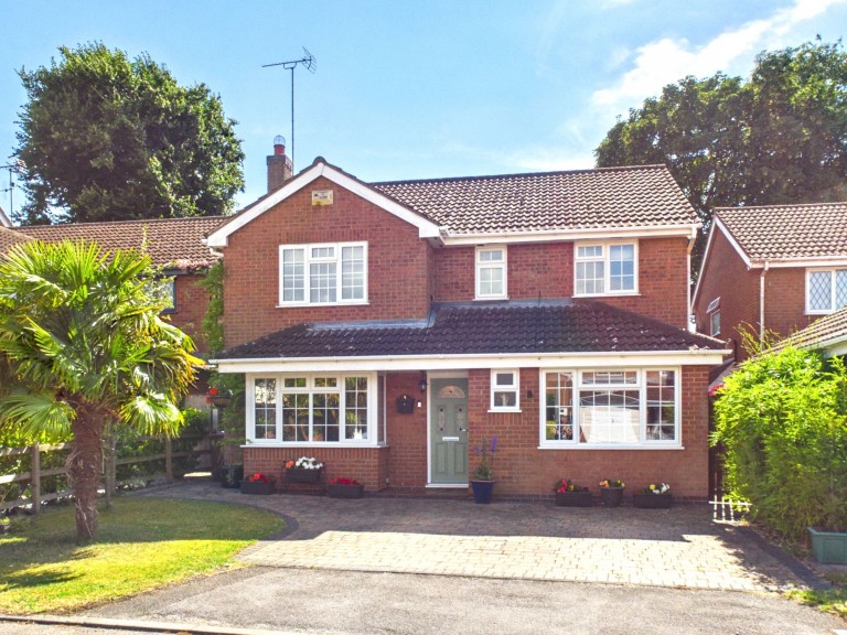 Ross Close, Lowdham, Nottingham