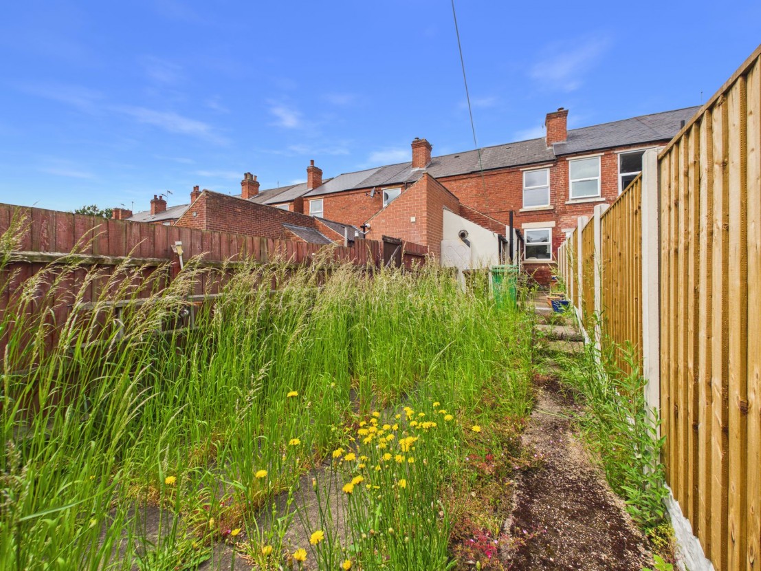 Ealing Avenue, Nottingham