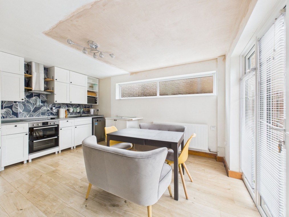 Lorne Walk, Nottingham