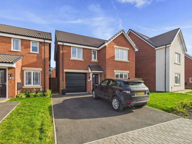 Mandarin Close, Stoke Bardolph/Burton Joyce, Nottingham