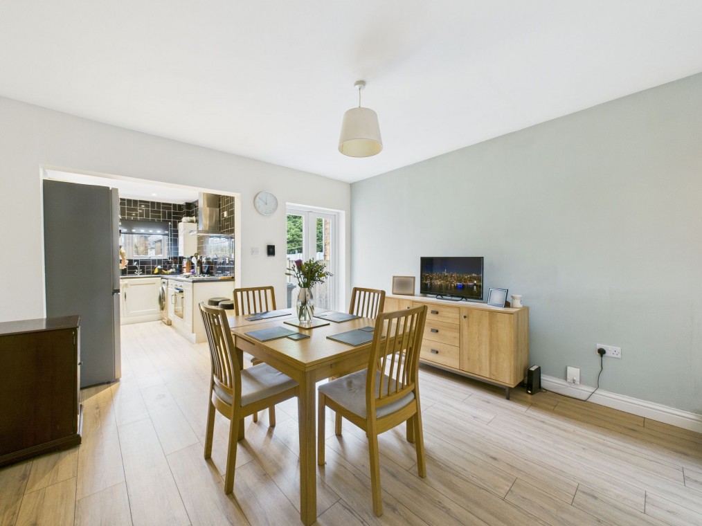 Second Avenue, Carlton, Nottingham