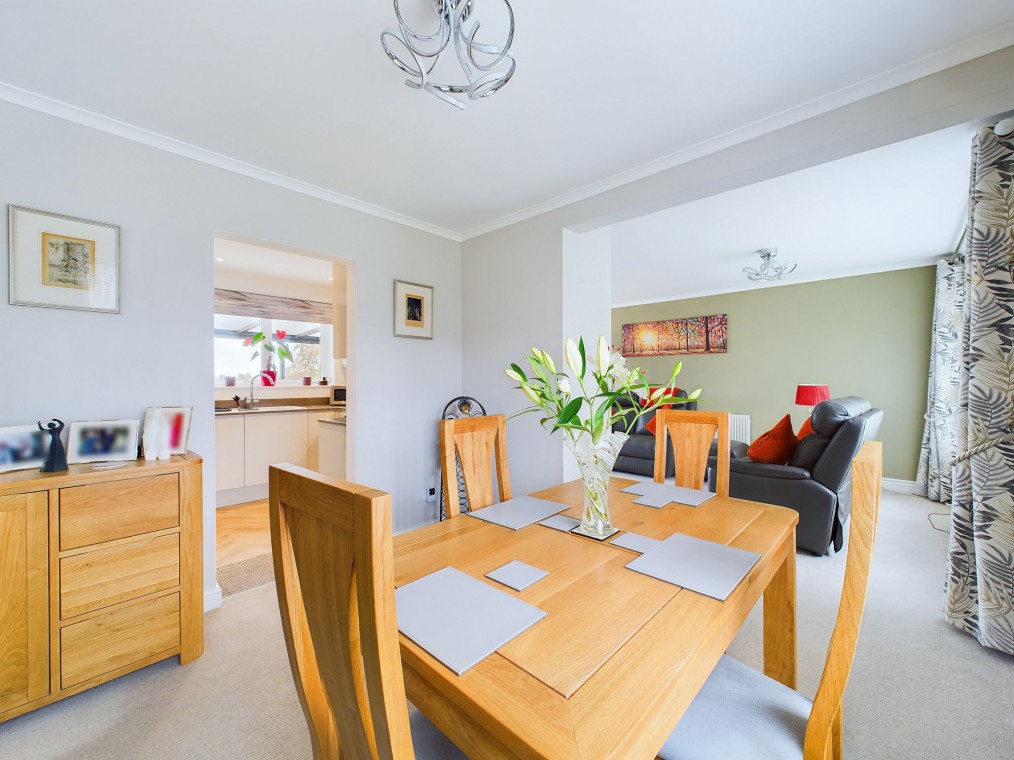 Doverbeck Drive, Woodborough, Nottingham