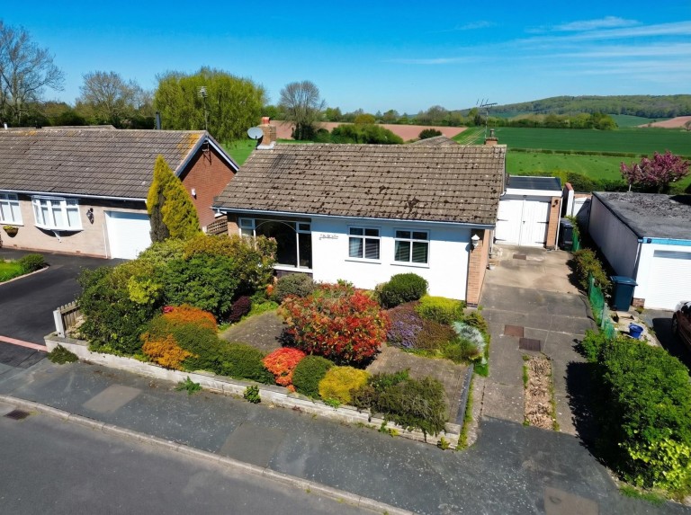 Sunningdale Drive, Woodborough, Nottingham