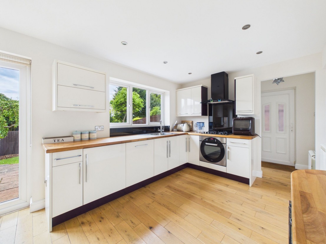 Foxhollies Grove, Sherwood, Nottingham
