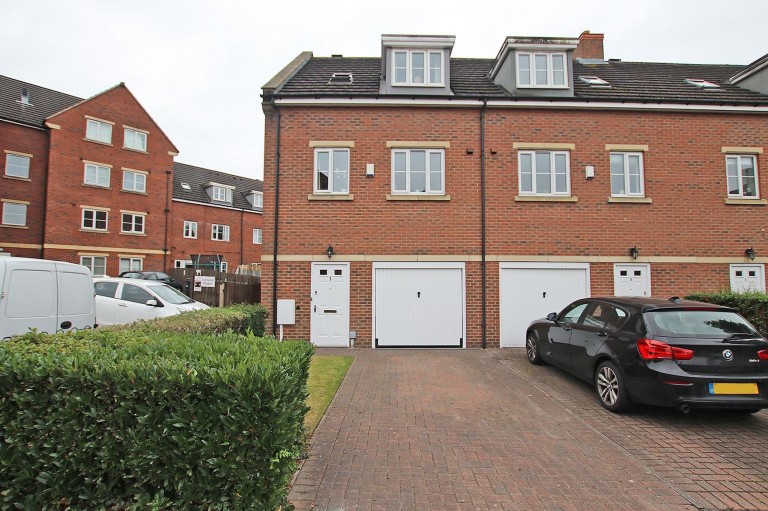 Saxton Court, Arnold, Nottingham