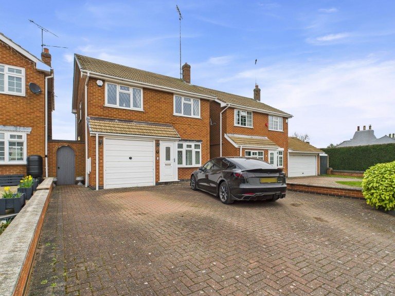 Longue Drive, Calverton, Nottingham