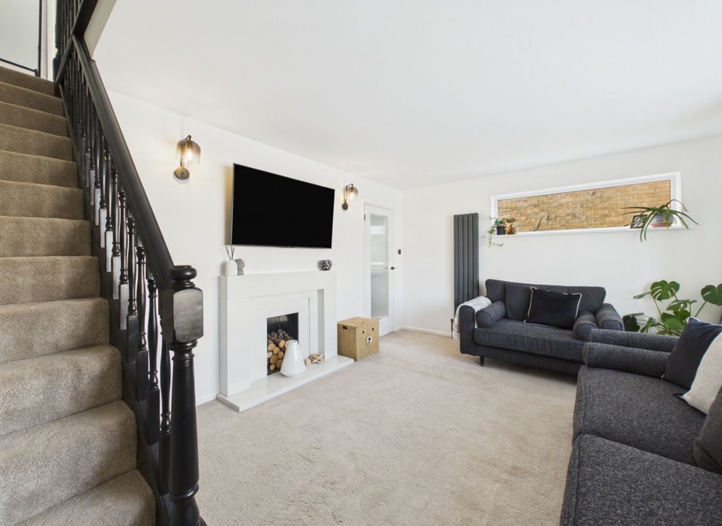 County Road, Gedling, Nottingham