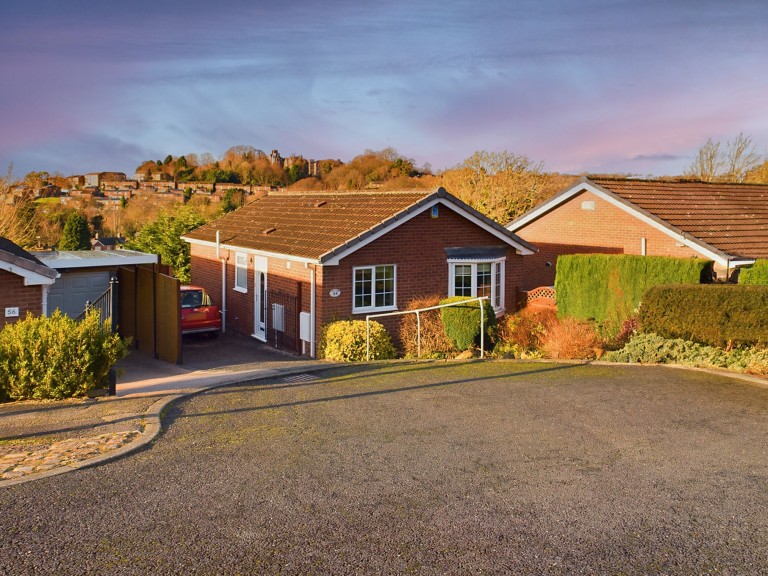 Woodhedge Drive, Mapperley, Nottingham