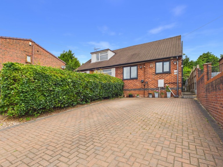 Fraser Road, Carlton, Nottingham