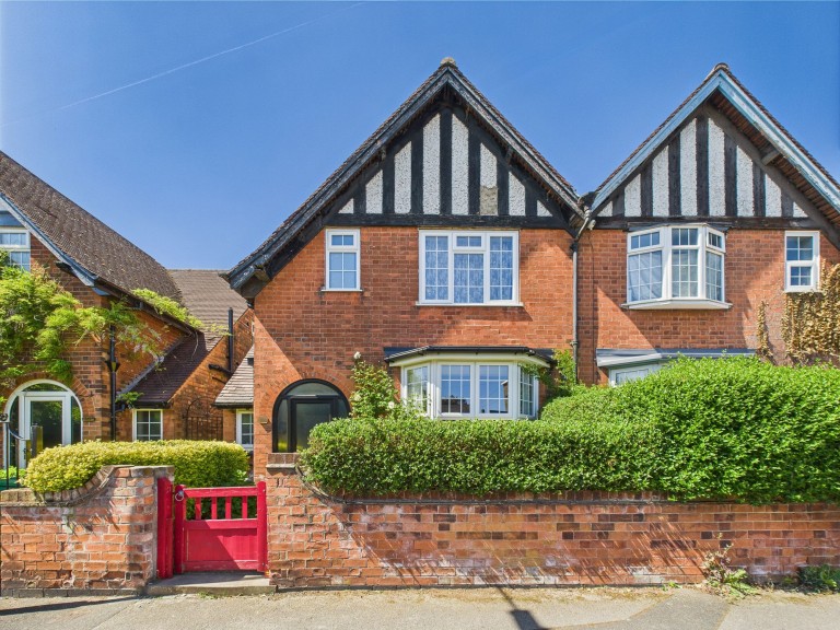 Blue Bell Hill Road, Thorneywood, Nottingham