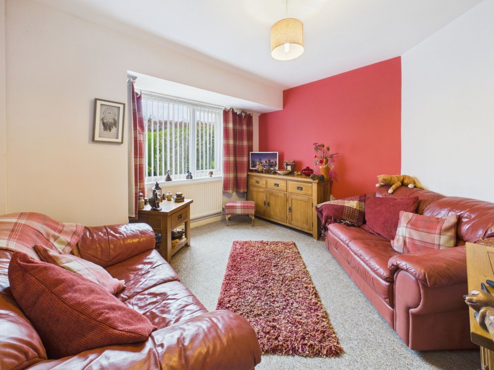 Oakland Avenue, Huthwaite, Nottinghamshire