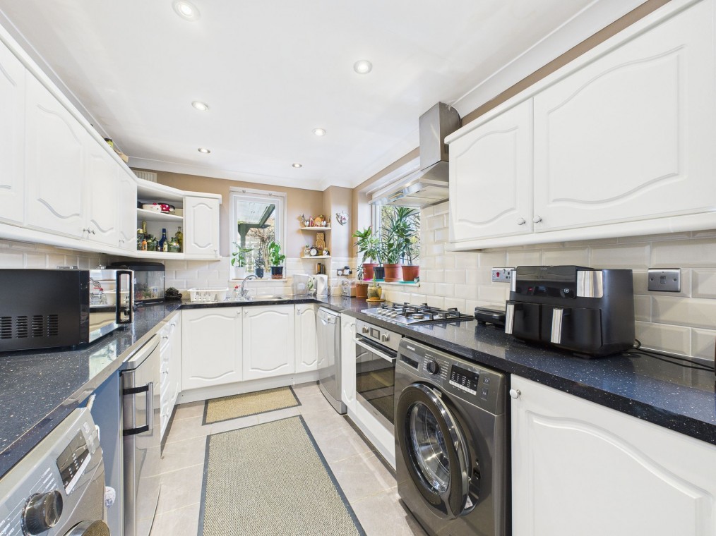 Wendling Gardens, Bestwood Park, Nottingham