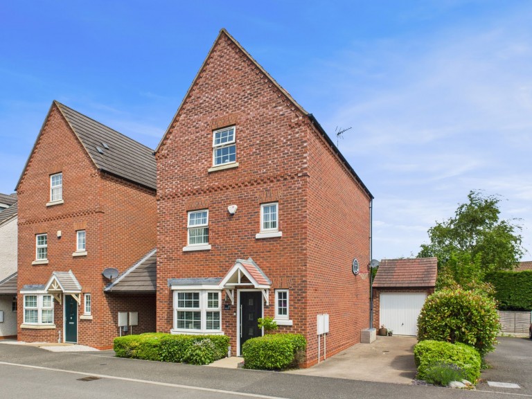 Hopkin Court, Mapperley Plains, Nottingham