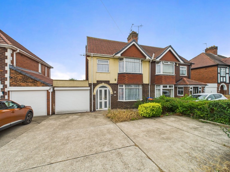 Huthwaite Road, Sutton in Ashfield, Nottinghamshire