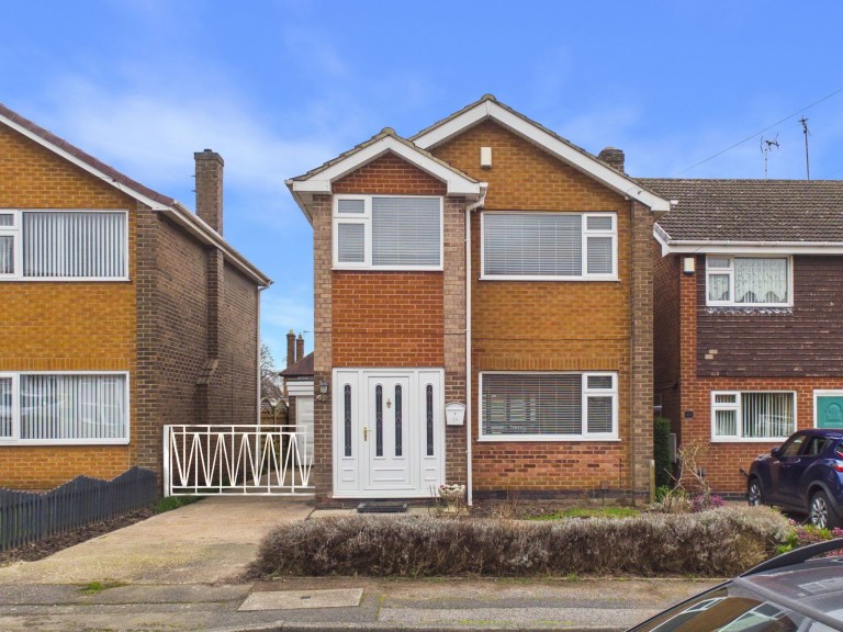 Castle Close, Calverton, Nottingham