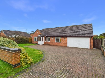 View full details for Main Street, Calverton, Nottingham