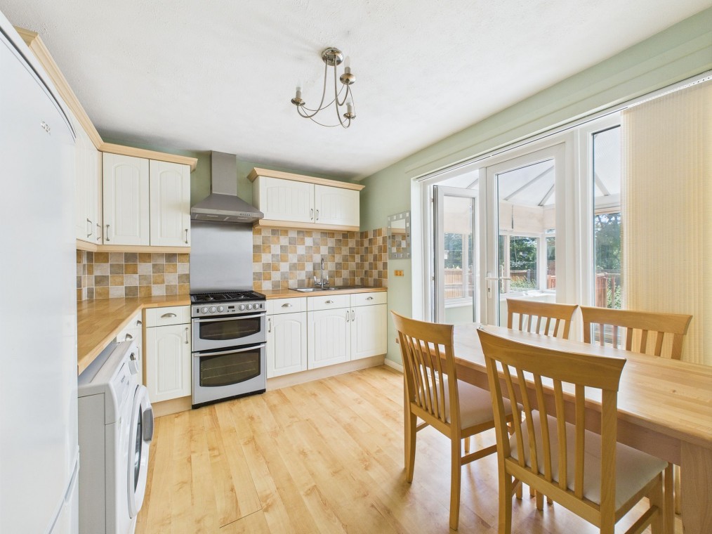 Verder Grove, Nottingham