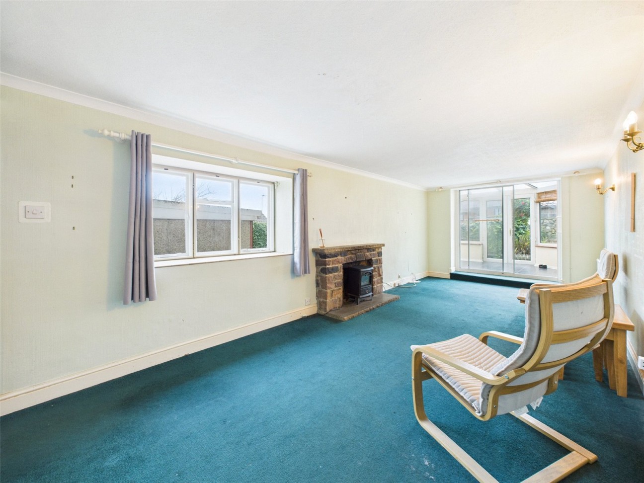 Oldmixon Road, Weston-super-Mare, North Somerset, BS24 9PD