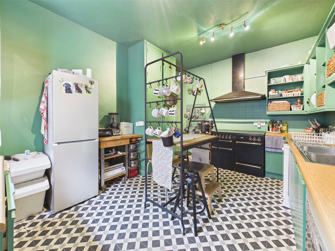 Clevedon Road, Weston-super-Mare, North Somerset, BS23 1DA