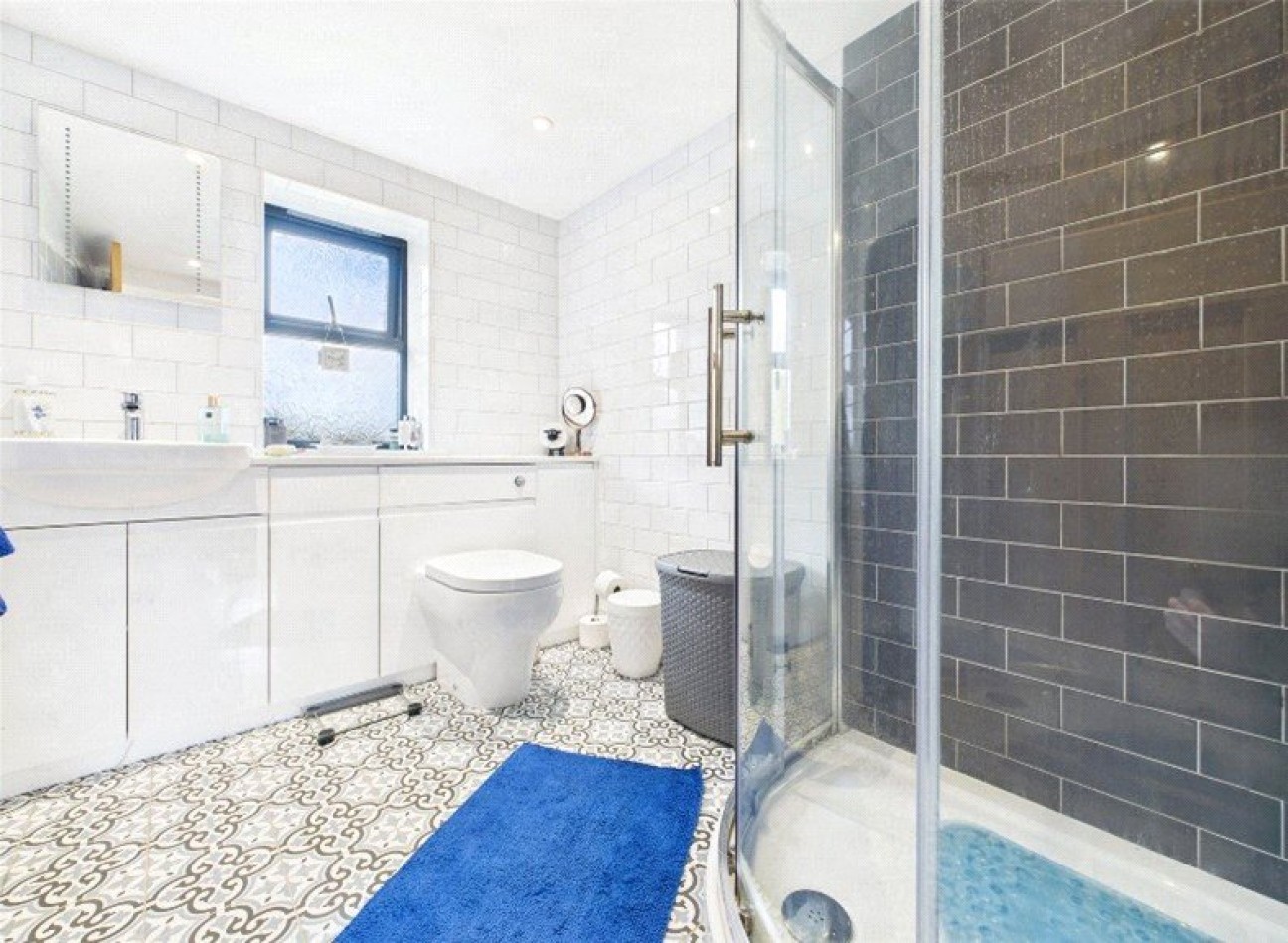 Bristol Road, Rooksbridge, Axbridge, Somerset, BS26 2TG Old Church Road Axbridge, Somerset Penn Way Axbridge, Somerset Church Lane Badgworth, Axbridge, Somerset