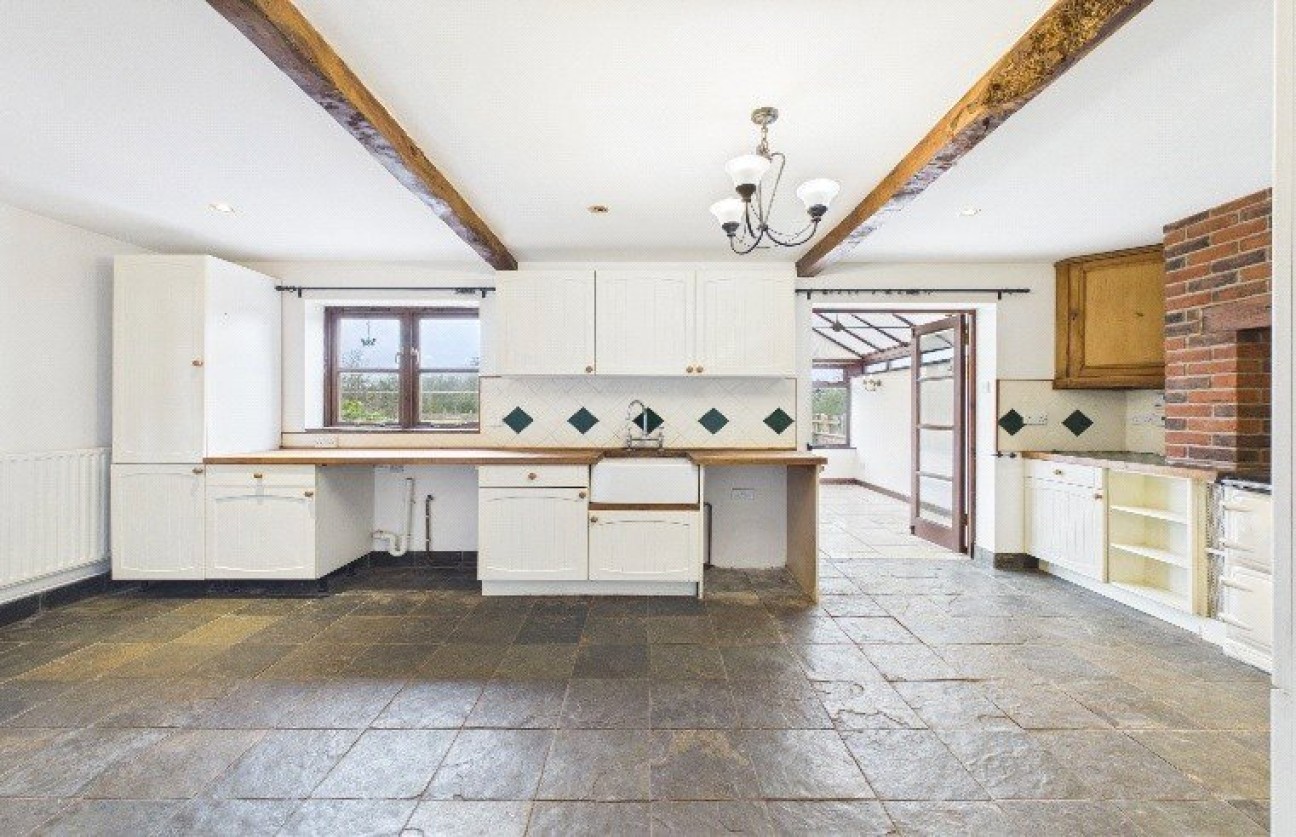 Bristol Road, Rooksbridge, Axbridge, Somerset, BS26 2TG Old Church Road Axbridge, Somerset Penn Way Axbridge, Somerset Church Lane Badgworth, Axbridge, Somerset