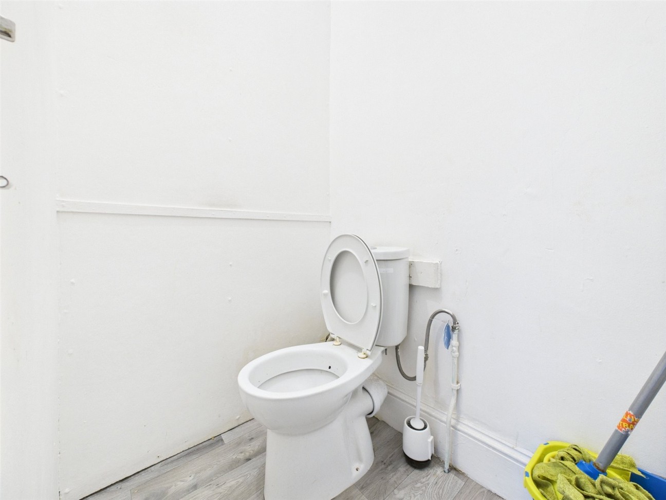 Coalbridge Close, Weston-super-Mare, North Somerset, BS22 6PH Locking Road Weston-super-Mare, North Somerset Coulson Drive Weston-super-Mare, North Somerset Myrtle Tree Crescent Weston-super-Mare, North Somerset