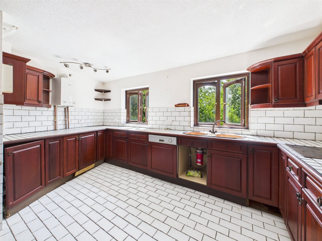 Shiplate Road, Bleadon, North Somerset, BS24 0NX