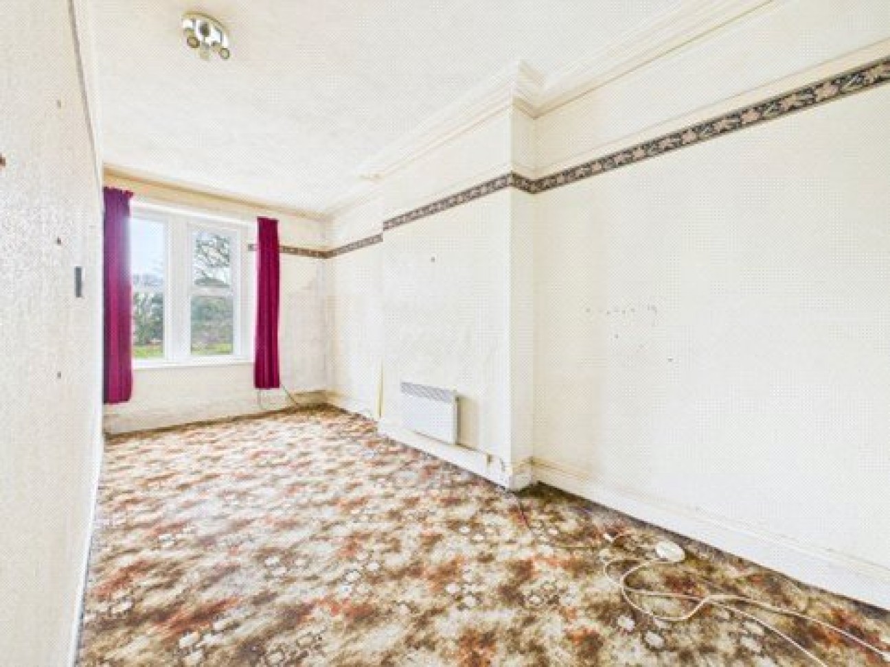 Ellenborough Park South, Weston-super-Mare, North Somerset, BS23 1XN