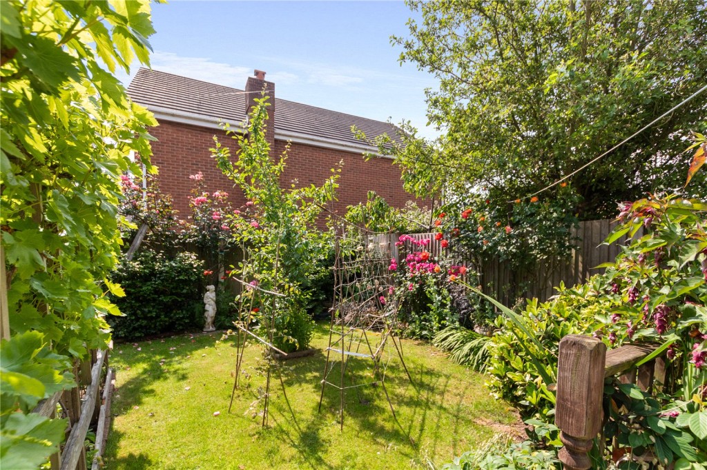 Westburn Avenue, New Holland, Barrow Upon Humber