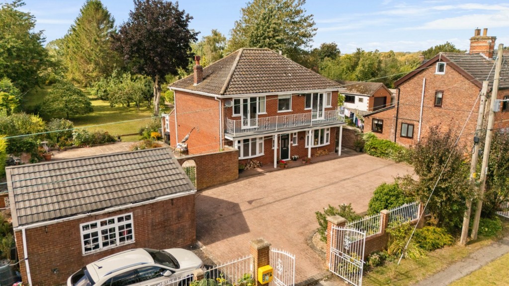 Caistor Road, New Barnetby, North Lincolnshire