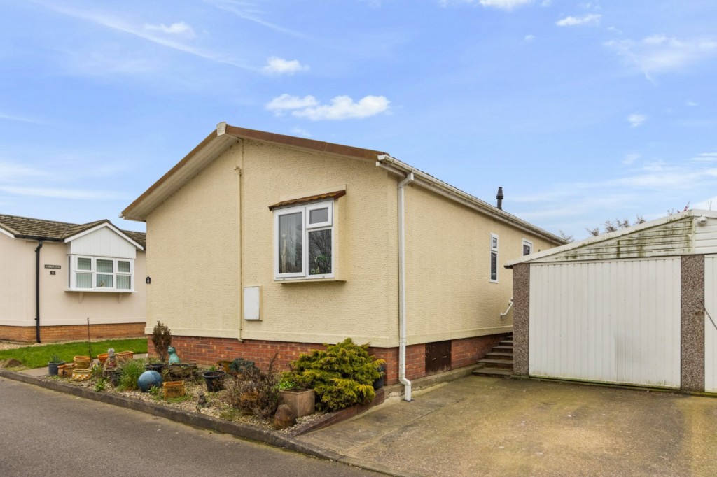 Barton Broads, Maltkiln Lane, Barton Upon Humber