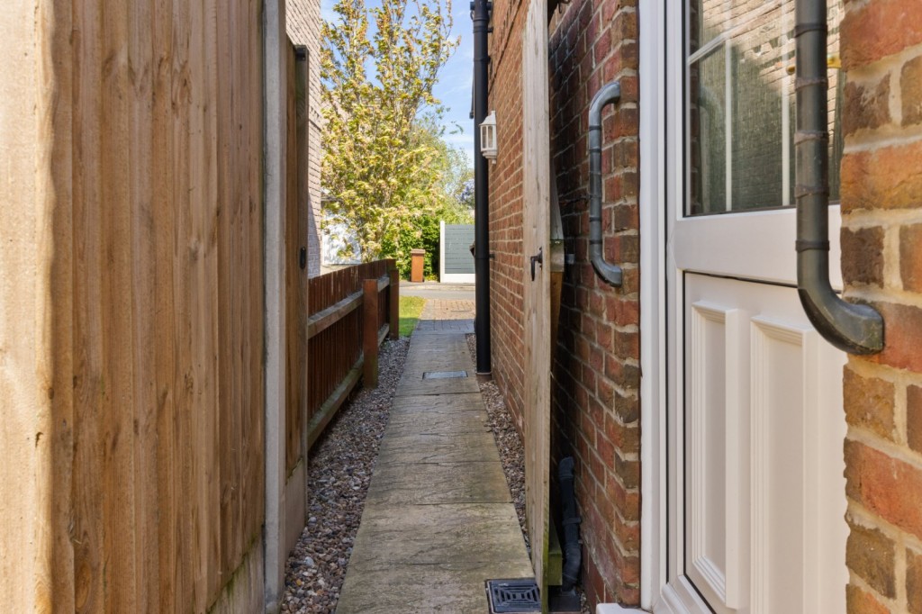 Hallam Close, Barrow-Upon-Humber, North Lincolnshire