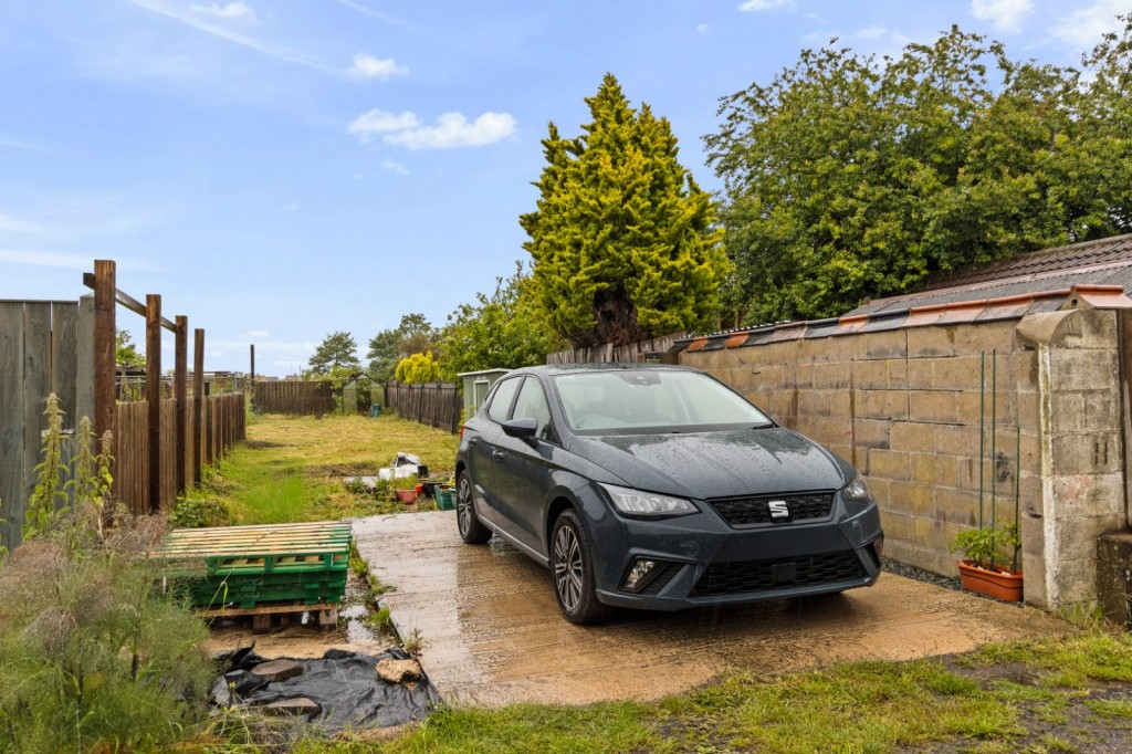 Summercroft Avenue, New Holland, North Lincolnshire
