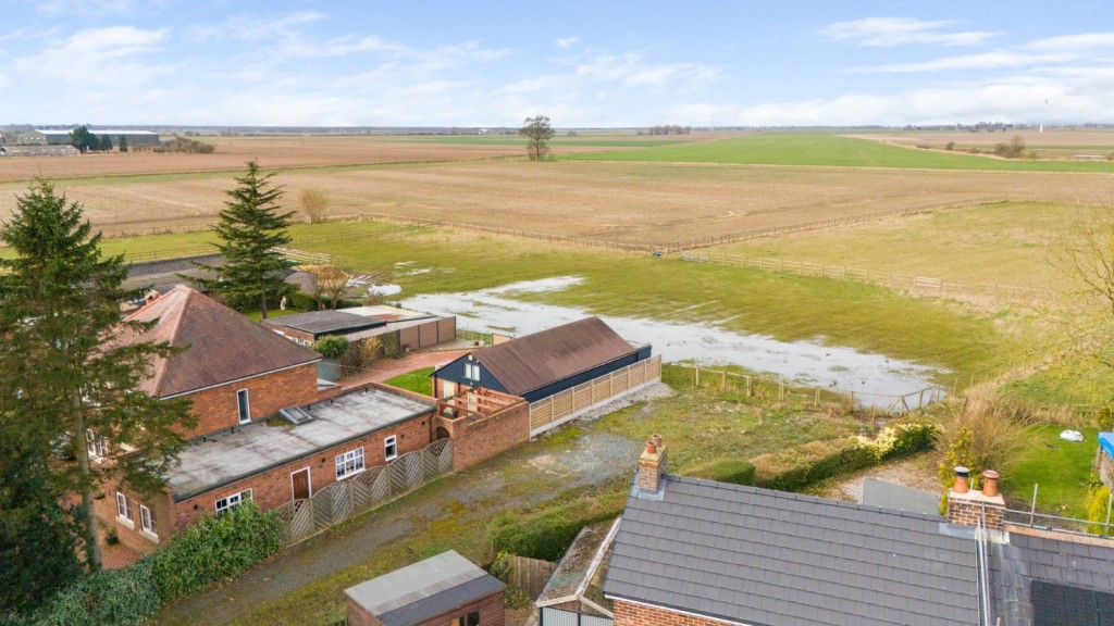 Crowle Road, Eastoft, North Lincolnshire