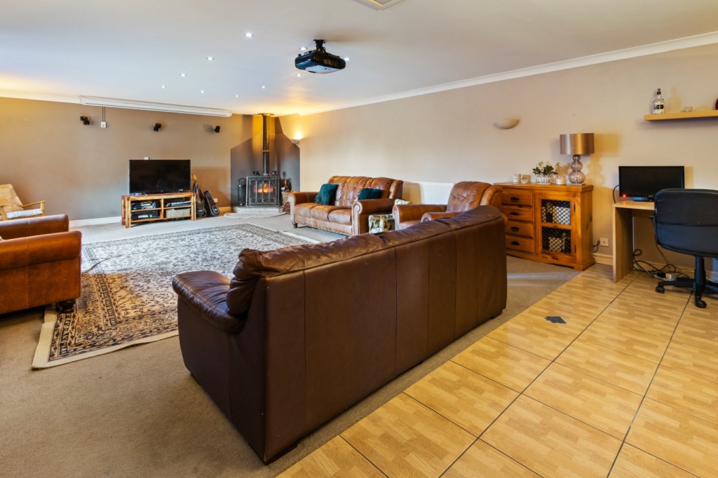 Brandy Wharf, Waddingham