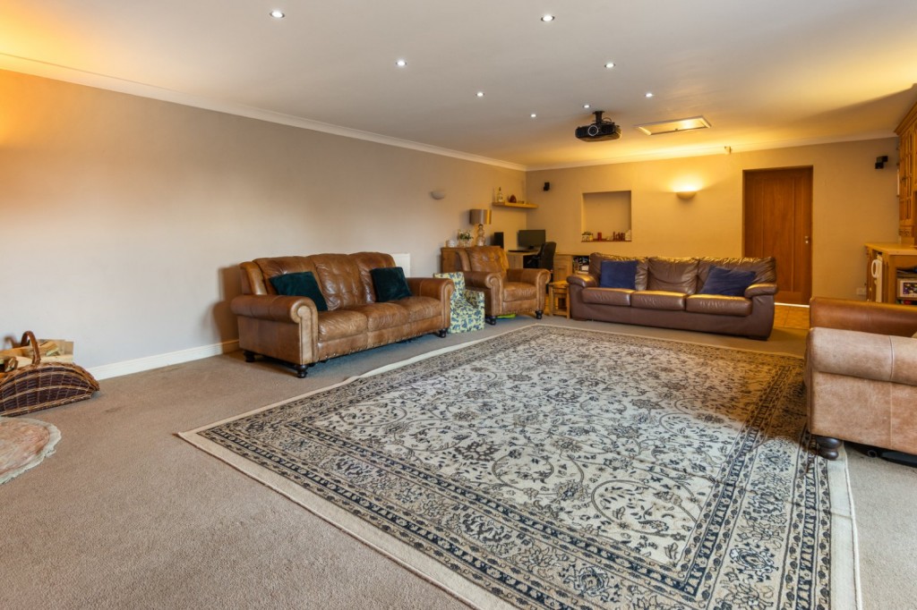 Brandy Wharf, Waddingham