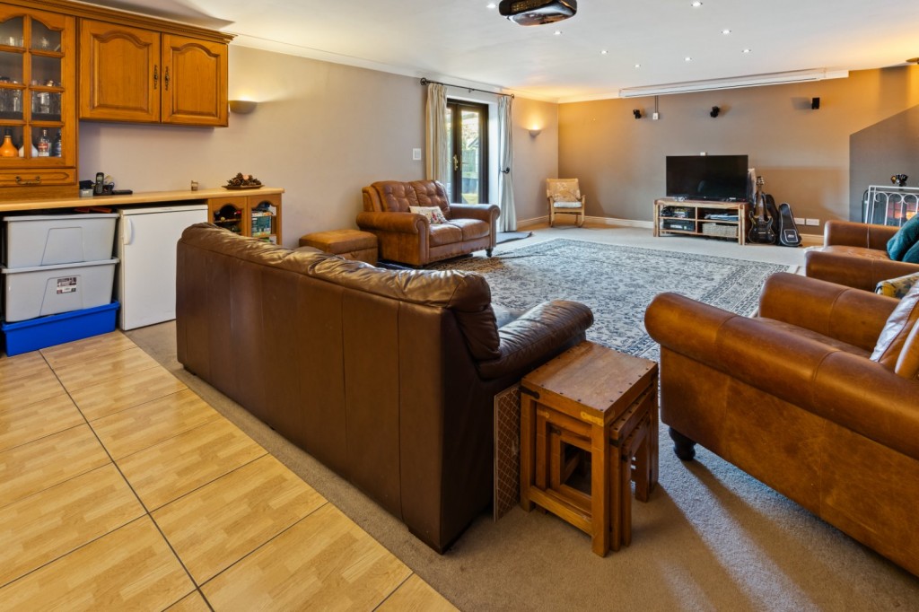 Brandy Wharf, Waddingham