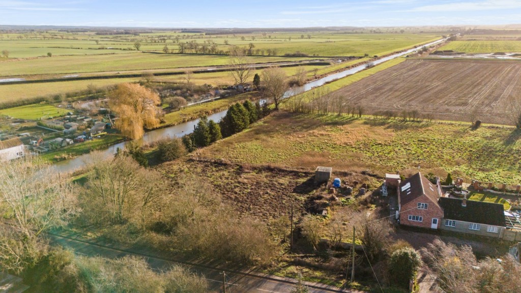 Brandy Wharf, Waddingham