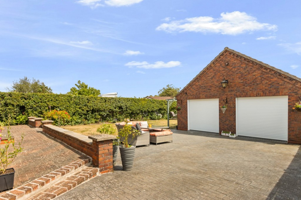 Wressle, Brigg
