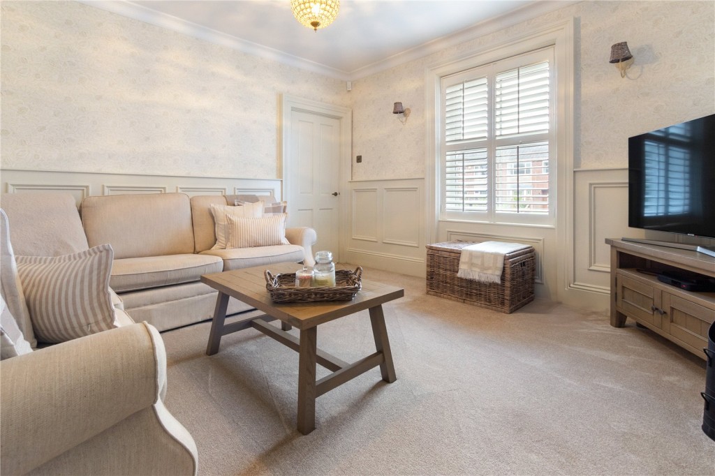 Waltham, Grimsby, N E Lincolnshire