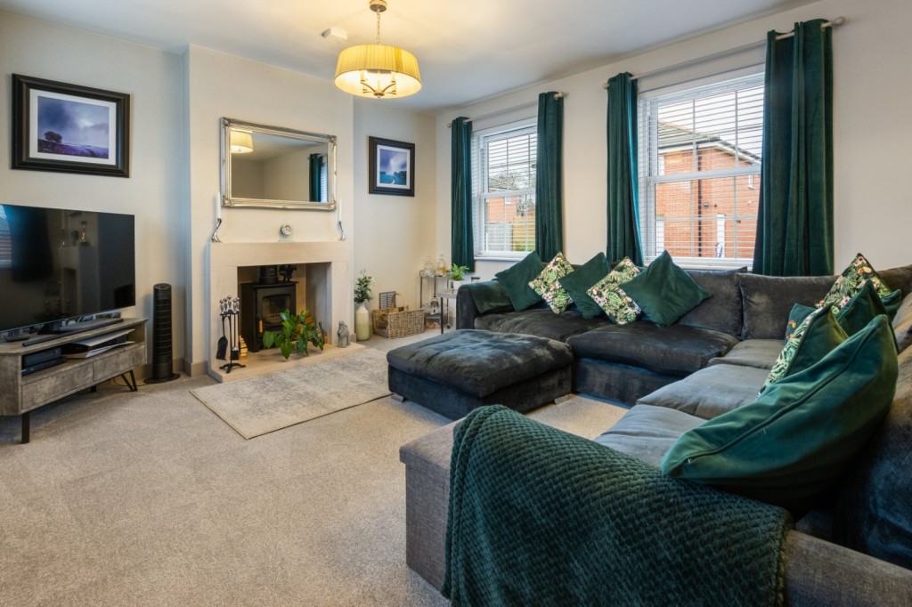 New Waltham, Grimsby