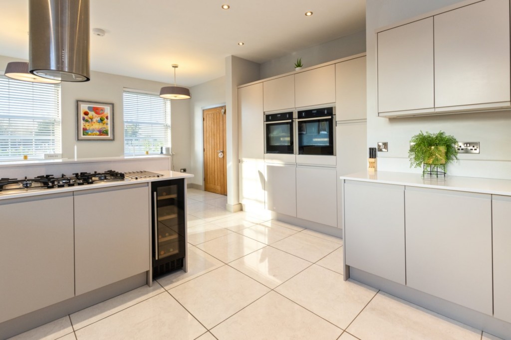 New Waltham, Grimsby