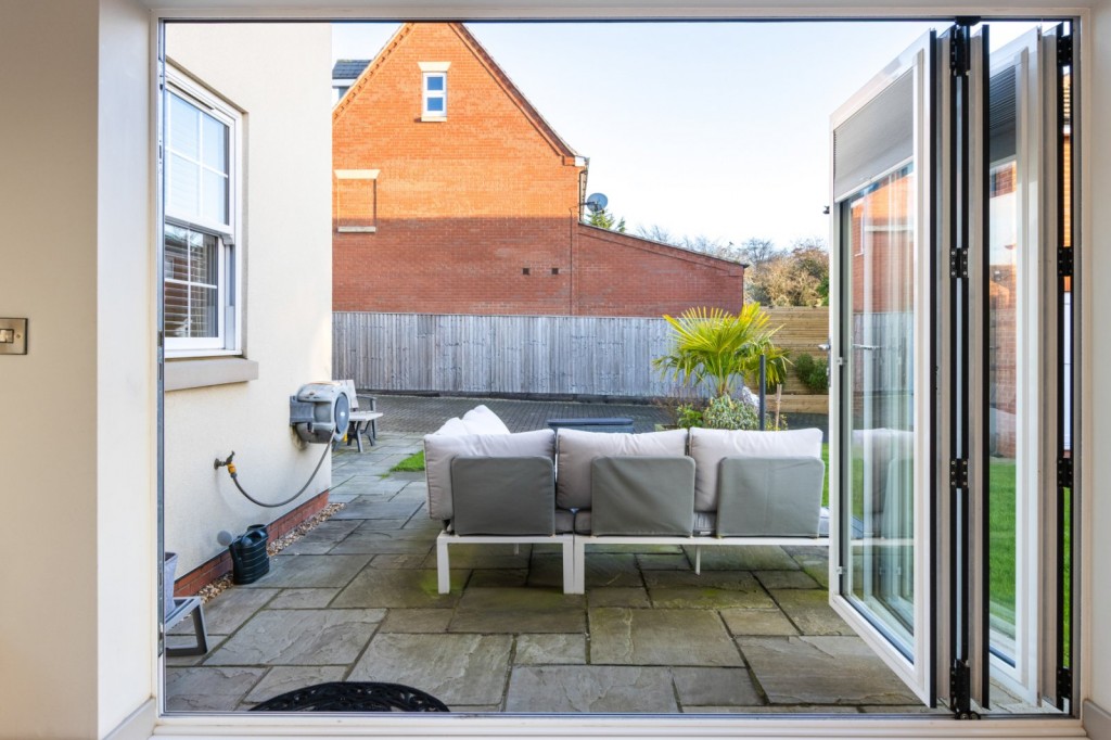 New Waltham, Grimsby