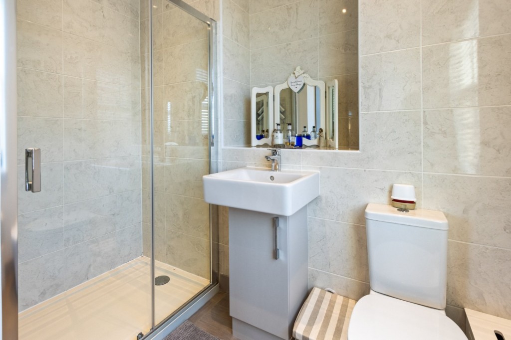 New Waltham, Grimsby